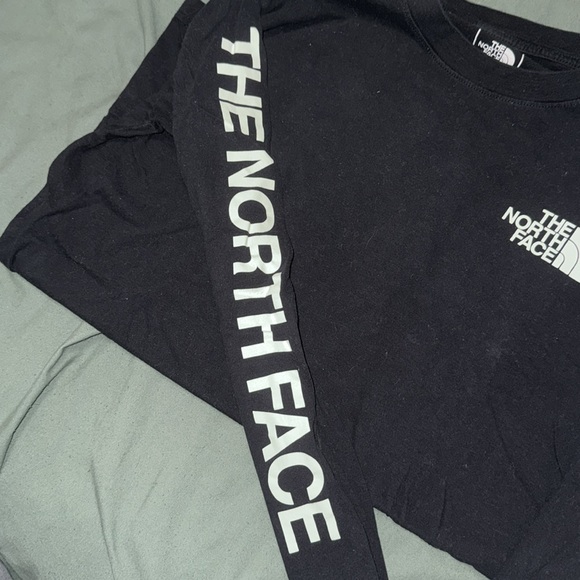 North face long sleeve - Picture 3 of 4
